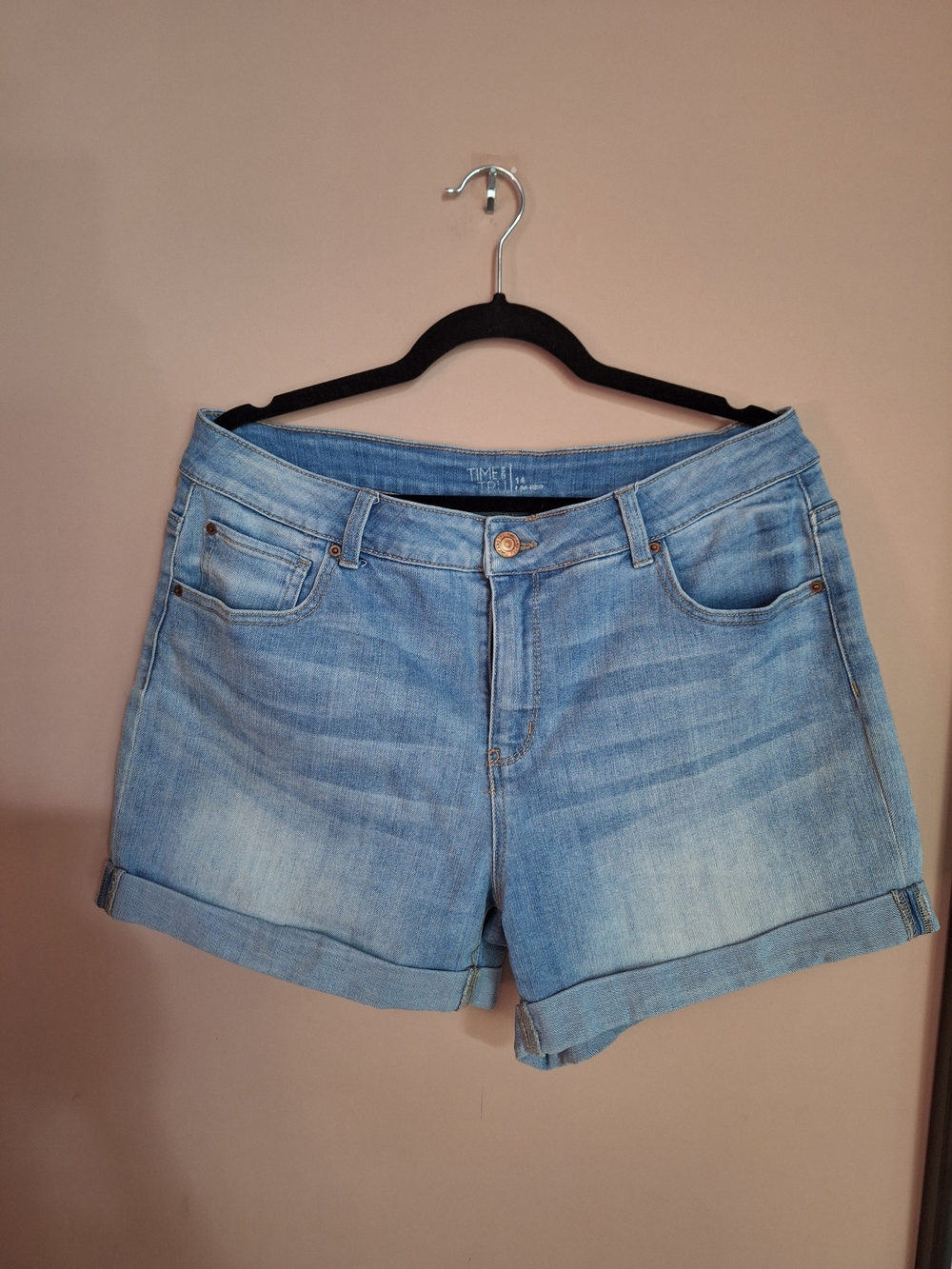 TIME AND TRUE Light Blue Denim Roll-Cuff Women's Shorts